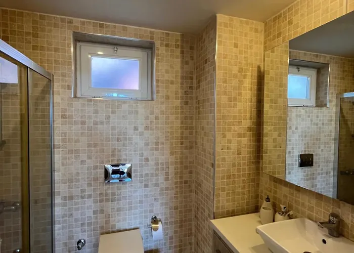 Villa Triplex With Private Pool And Garden