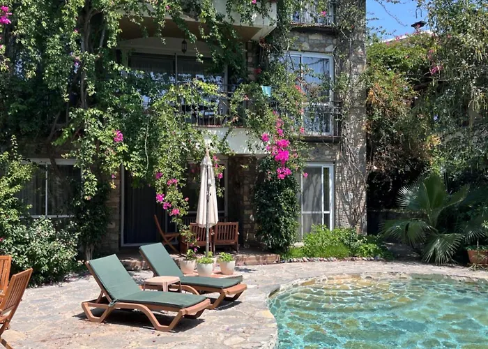 Triplex With Private Pool And Garden Bodrum