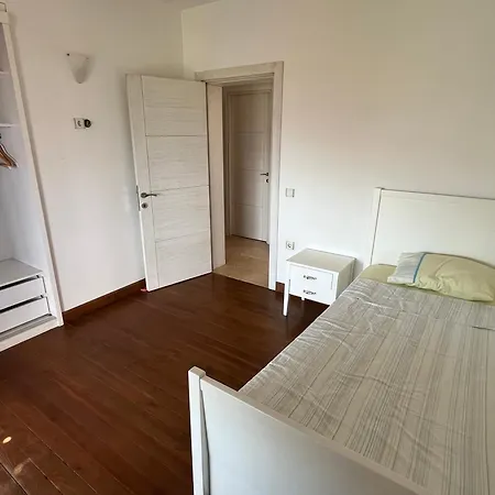 Triplex With Private Pool And Garden